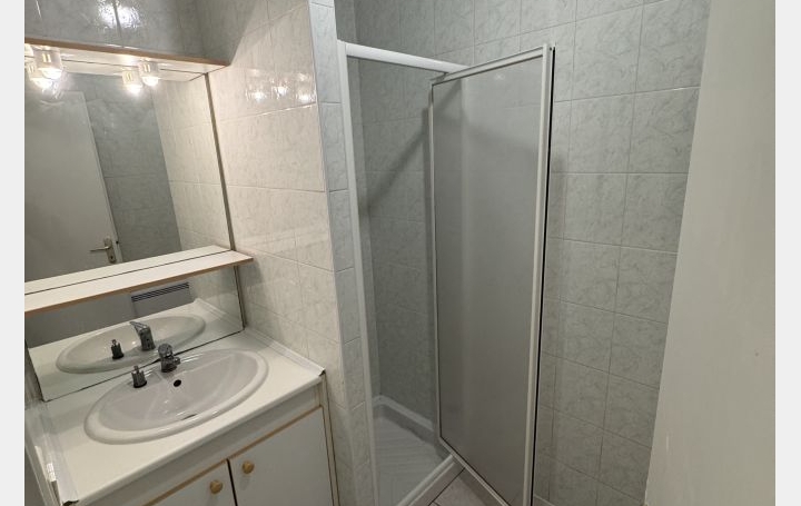 2 Pièces REALMONT (81120)  43 m2 370 € 