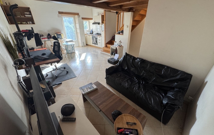 Maison / Villa MONTDRAGON (81440) 40 m<sup>2</sup> 560 € 