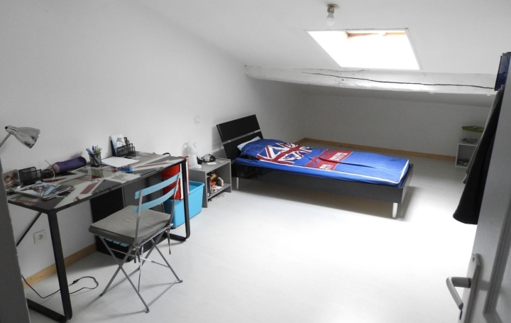 4 Pièces REALMONT (81120)  82 m2 600 € 