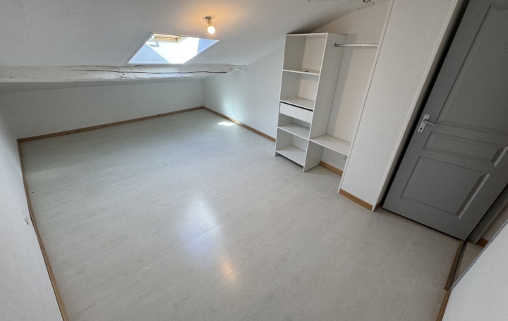 4 Pièces REALMONT (81120)  82 m2 600 € 