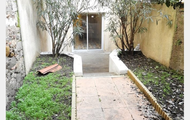 Maison REALMONT (81120)  120 m2 710 € 