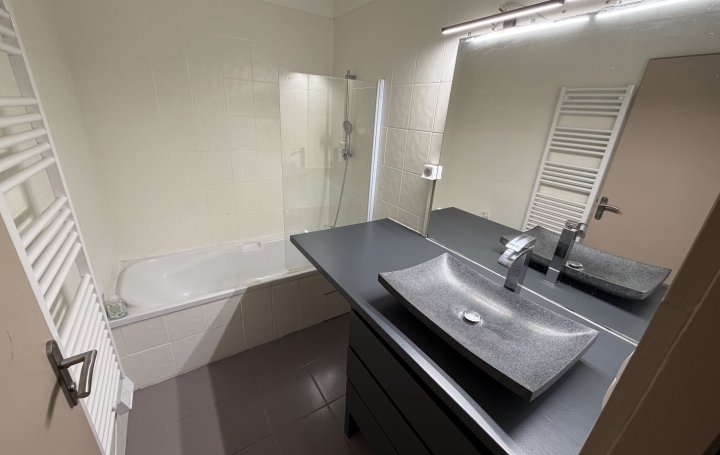 Maison REALMONT (81120)  120 m2 710 € 