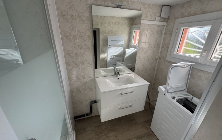 Maison TERRE-DE-BANCALIE (81120)  80 m2 670 € 