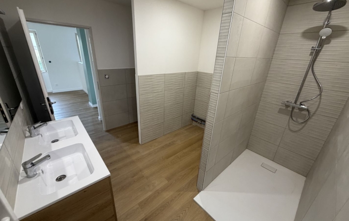 3 Pièces REALMONT (81120)  96 m2 875 € 