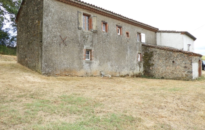 Maison TERRE-DE-BANCALIE (81120)  82 m2 670 € 