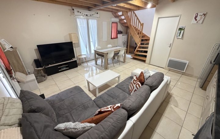 Maison de village VENES (81440)  64 m2 530 € 