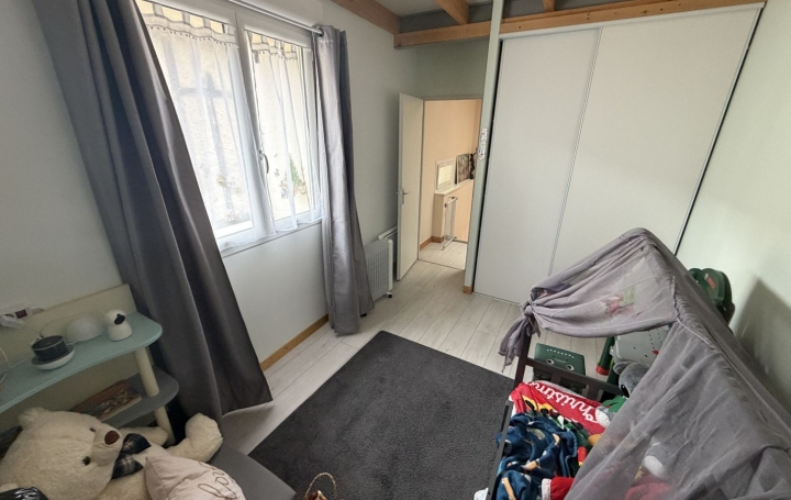 Maison de village VENES (81440)  64 m2 530 € 