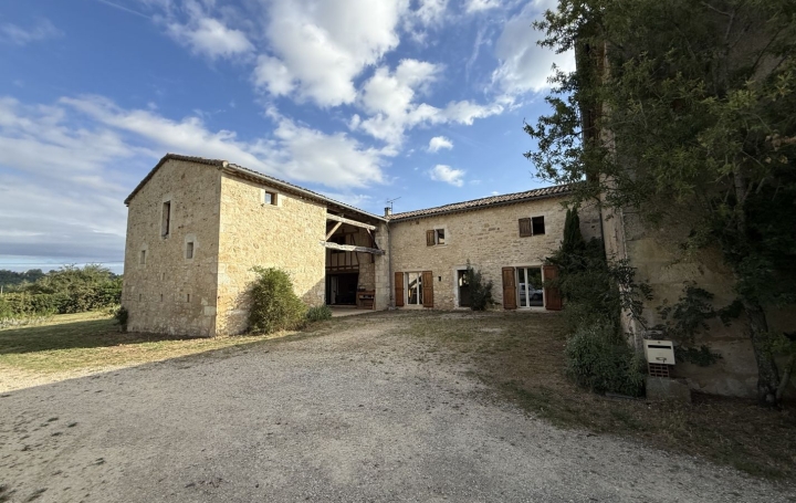 Maison / Villa MONTDRAGON (81440) 174 m<sup>2</sup> 1 250 € 
