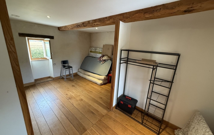 Maison MONTDRAGON (81440)  174 m2 1 250 € 