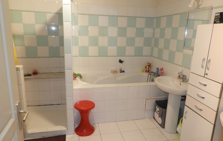 4 Pièces REALMONT (81120)  70 m2 650 € 