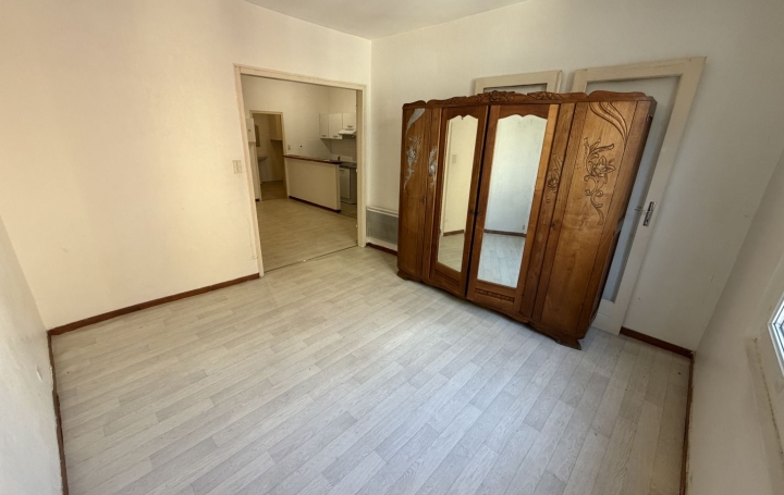 1 Pièce REALMONT (81120)  40 m2 350 € 