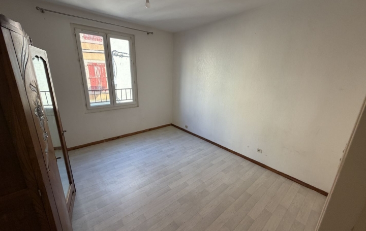 1 Pièce REALMONT (81120)  40 m2 350 € 