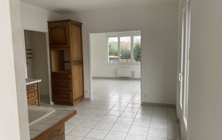 Local commercial SAINT-JUERY (81160)  75 m2 700 € 