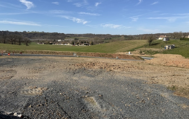 Terrain MONTDRAGON (81440)   55 000 € 