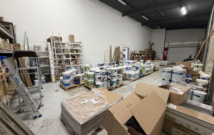 Local commercial PUYGOUZON (81990)  600 m2 475 000 € 