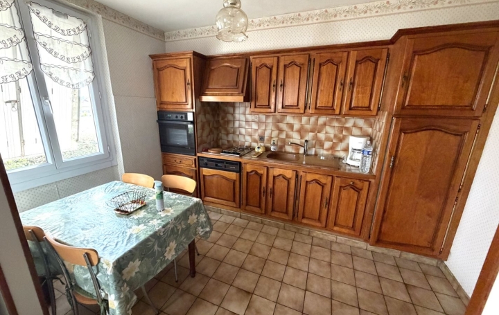 Maison REALMONT (81120)  100 m2 160 000 € 