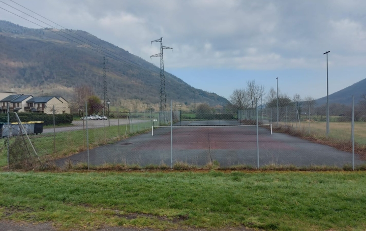 Terrain BIELLE (64260)   30 000 € 
