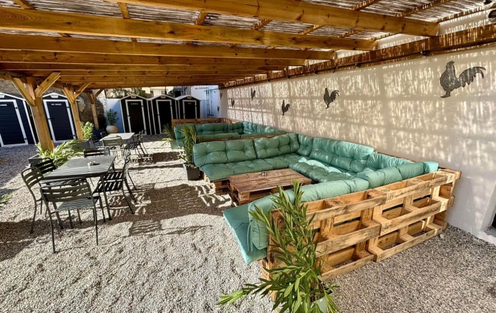 Activité commerciale BAGNOLS-SUR-CEZE (30200)   215 000 € 