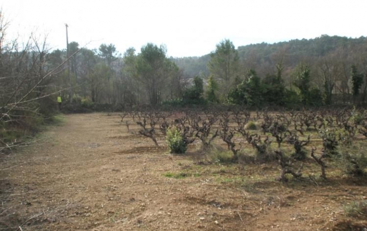 Réseau Immo-diffusion : Terrain  LORGUES   110 000 € 