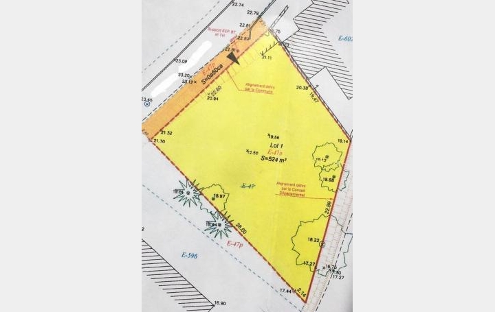 Réseau Immo-diffusion : Terrain  ARVEYRES   58 000 € 
