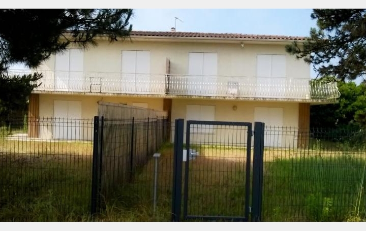 Réseau Immo-diffusion : Maison  IZON  100 m2 170 000 € 