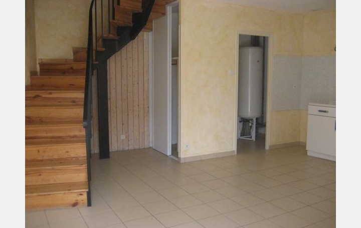 Réseau Immo-diffusion : Maison  LA BREDE  56 m2 700 € 