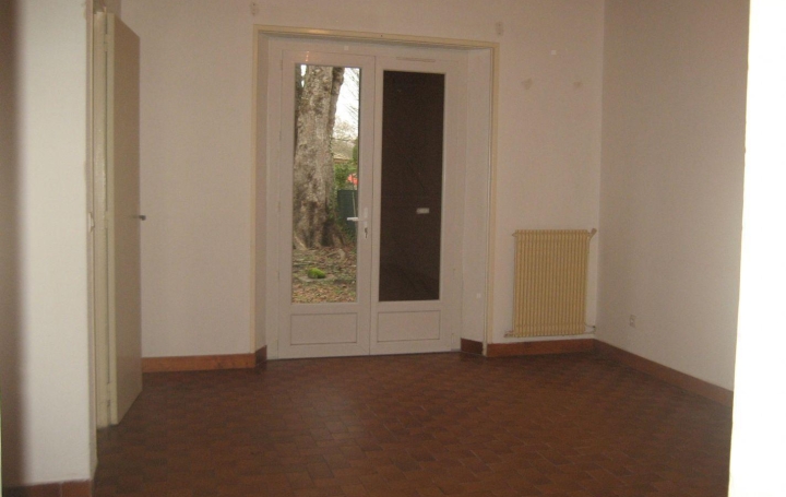 Maison SAINT-MAGNE (33125)  94 m2 692 € 