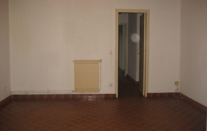 Maison SAINT-MAGNE (33125)  94 m2 692 € 