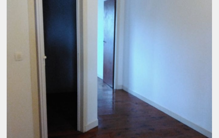 Maison SAINT-MAGNE (33125)  103 m2 730 € 