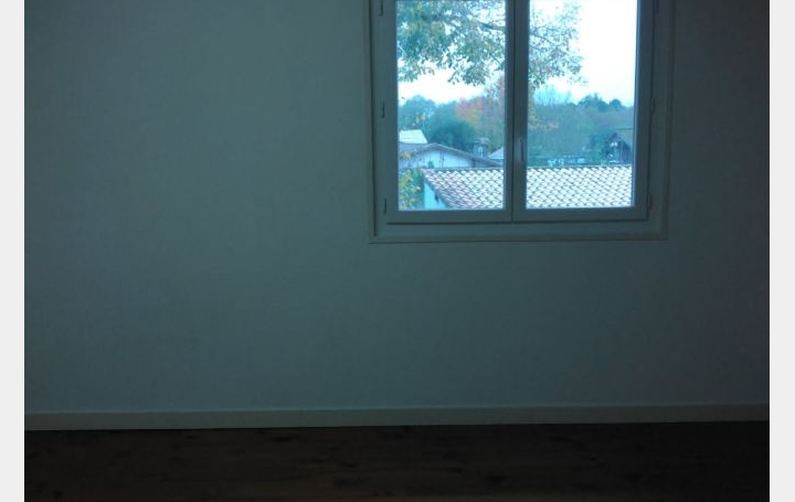 Maison SAINT-MAGNE (33125)  103 m2 730 € 