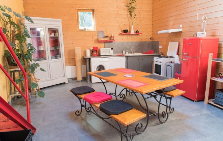 Maison SAINT-PIERRE-D'AURILLAC (33490)  373 m2 323 000 € 