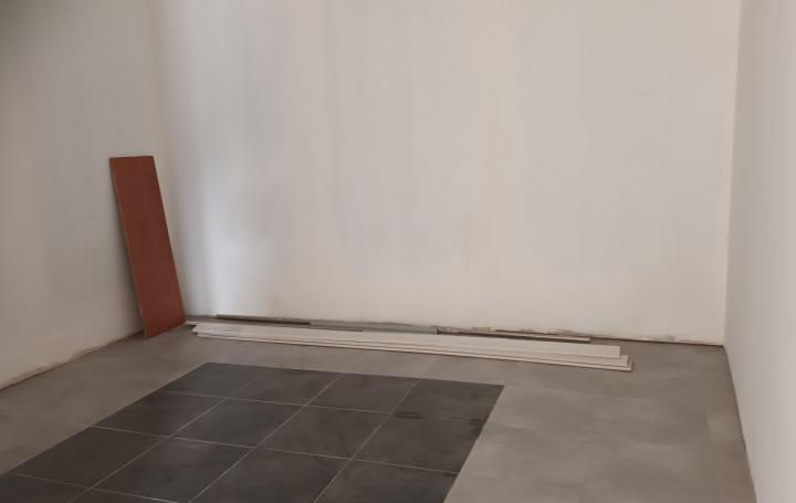 2 Pièces VILLANDRAUT (33730)  124 m2 107 000 € 