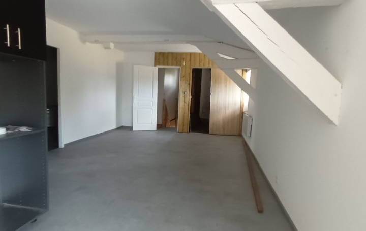 2 Pièces VILLANDRAUT (33730)  124 m2 107 000 € 