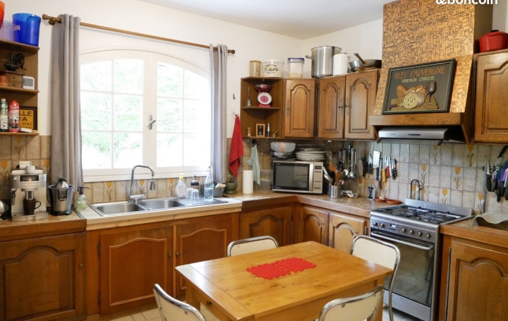 Maison CUDOS (33430)  190 m2 322 000 € 