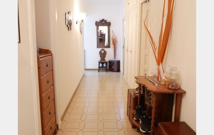 Maison CUDOS (33430)  190 m2 322 000 € 