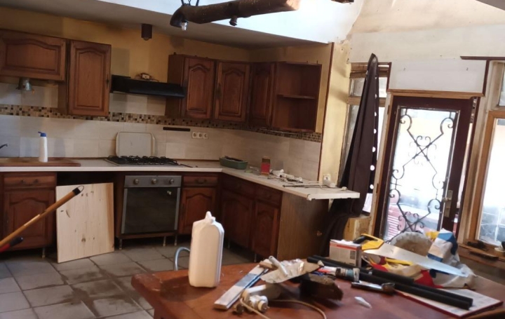 Propriété VILLANDRAUT (33730)  81 m2 416 000 € 