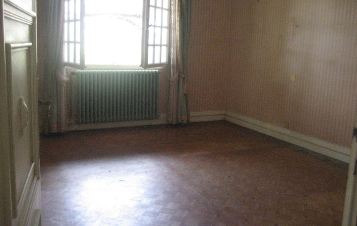 Maison BAZAS (33430)  120 m2 140 000 € 