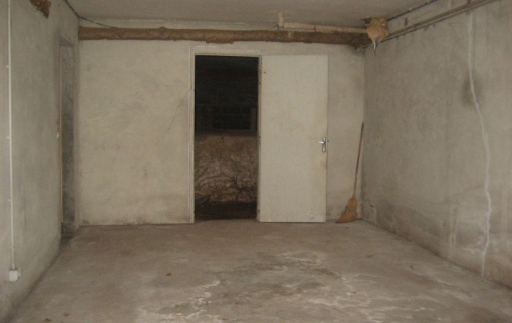 Maison BAZAS (33430)  120 m2 140 000 € 