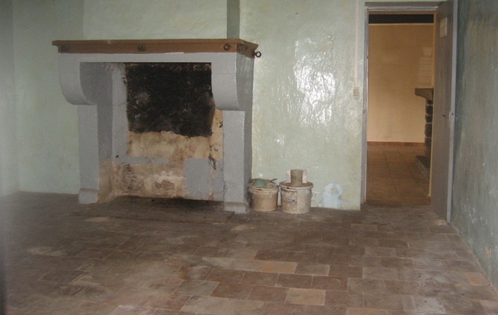 Maison NOAILLAN (33730)  172 m2 160 000 € 