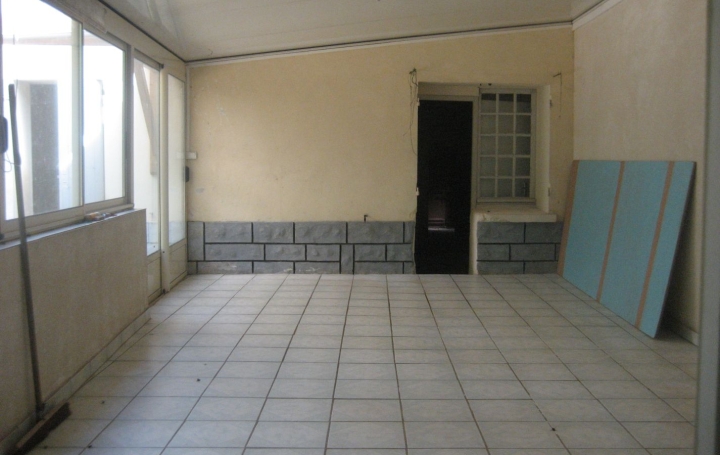 Maison NOAILLAN (33730)  172 m2 160 000 € 