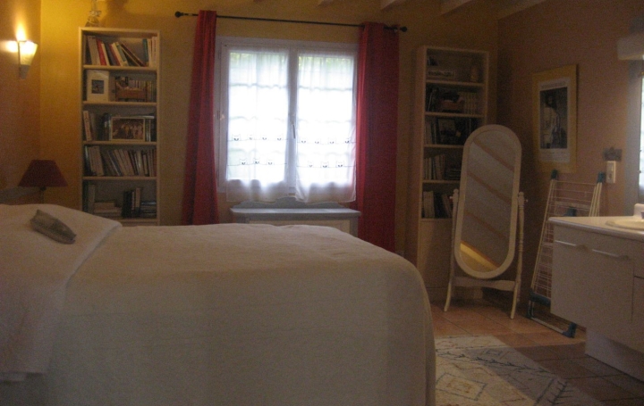 Maison SAINT-SYMPHORIEN (33113)  180 m2 374 000 € 