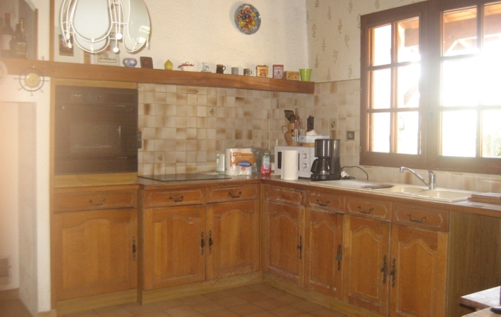Maison SAUTERNES (33210)  154 m2 299 500 € 