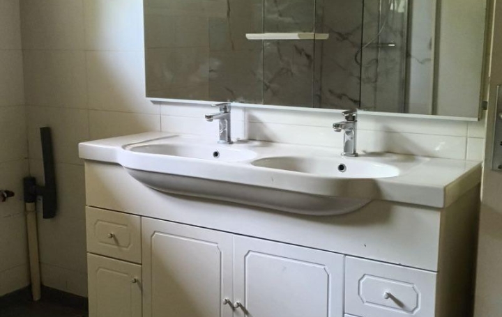 Maison SAINT-MAGNE (33125)  130 m2 232 000 € 