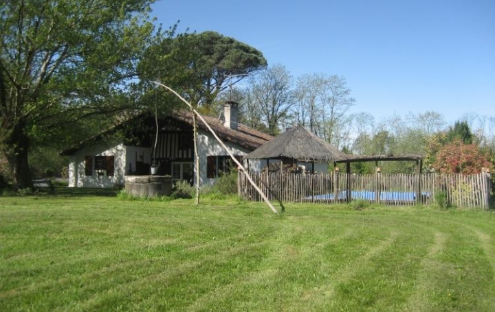 Réseau Immo-diffusion : Maison  CAZALIS  220 m2 354 000 € 