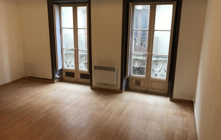 Réseau Immo-diffusion : Appartement P2  BEZIERS  36 m2 390 € 