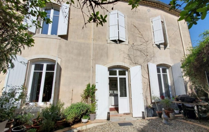 Réseau Immo-diffusion : Maison de ville  POILHES  185 m2 307 000 € 