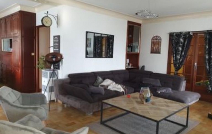 Réseau Immo-diffusion : Maison  MONTESQUIEU-VOLVESTRE  195 m2 229 000 € 