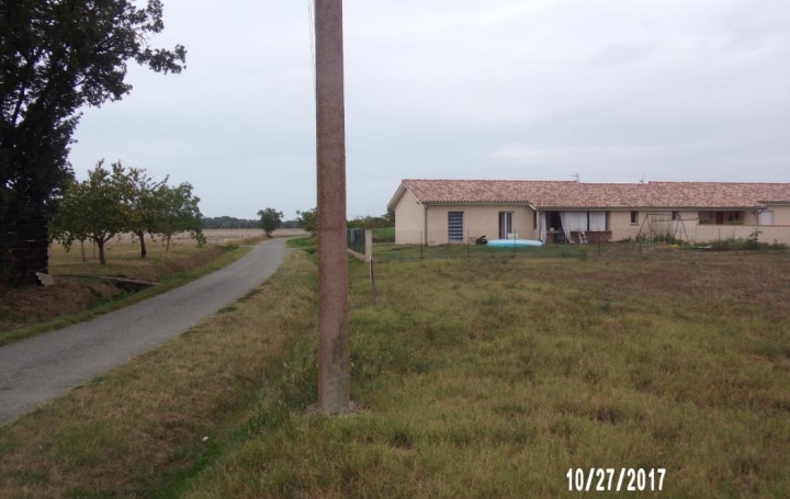 Réseau Immo-diffusion : Terrain  SAINT-ELIX-LE-CHATEAU   72 500 € 