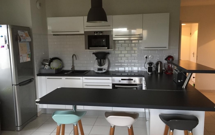 Réseau Immo-diffusion : Appartement P2  LEGUEVIN  64 m2 167 500 € 