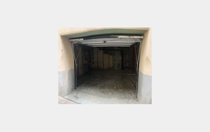 Immeuble PERPIGNAN (66000)  170 m2 115 500 € 